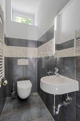 Gäste-WC im Erdgeschoss