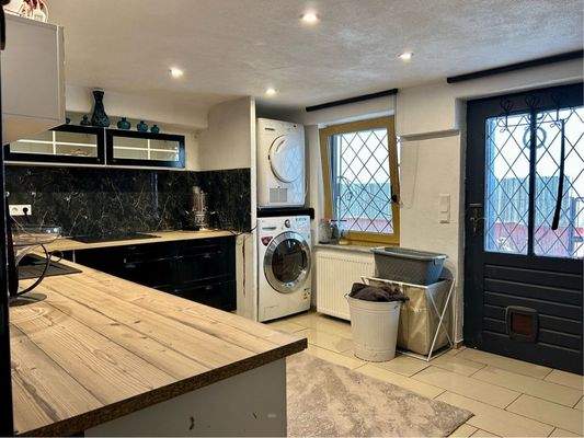 Wohnküche mit Terrassenzugang im UG