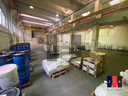 Halle Innenansicht 3