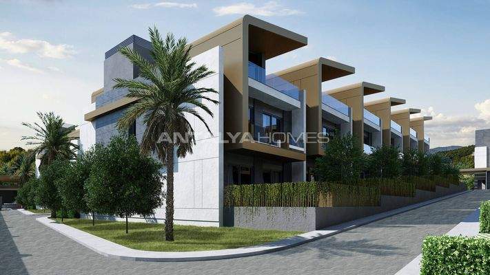 6-Bedroom Luxury Houses with Pools in Altıntaş Antalya