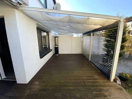 Überdachte Terrasse