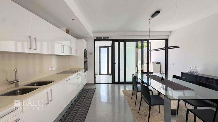 Küche und Essbereich