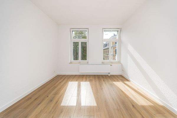 Vergleichsbild Zimmer nach Sanierung