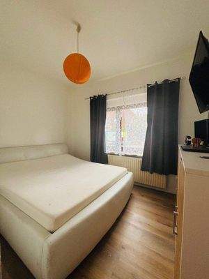 EG rechts Schlafzimmer