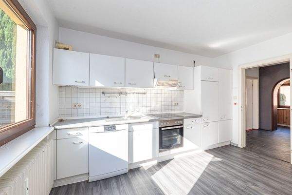 Küche,  vordere Wohneinheit