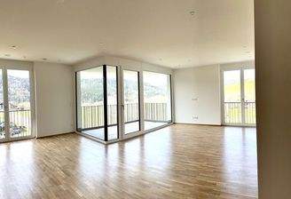 Der großzügige Wohn-/Essbereich