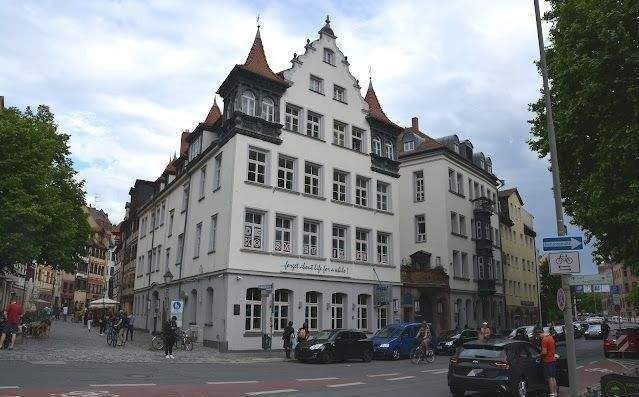 Außenansicht / Zugang Weißgerbergasse