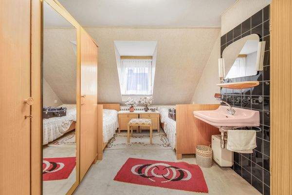 Zimmer im Dachgeschoss