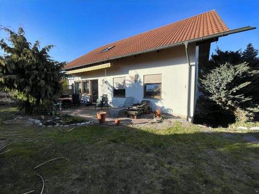 Südseite mit Terrasse