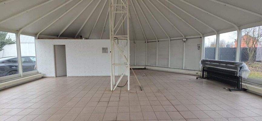 Pavillon-Innenbereich