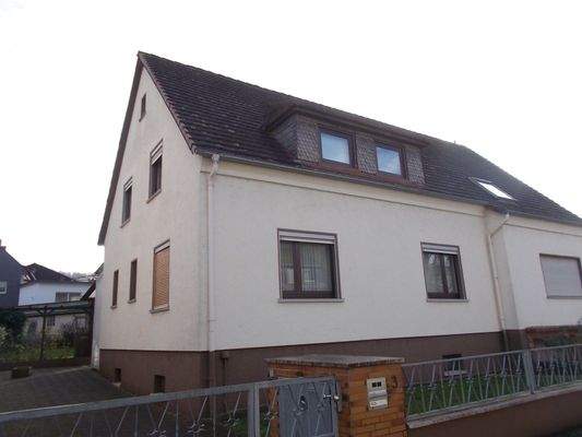 Giebel + Straßenseite