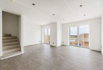 Wohnzimmer  - KI-generiertes Bild aus Rohbauzustand! Abweichungen möglich!