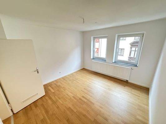 Kinder-/Arbeitszimmer