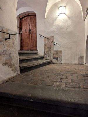 Treppenaufgang vom Hof