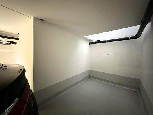 ( verlängerter ) Autoabstellplatz 07