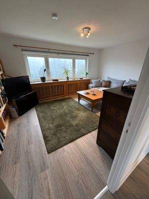 Wohnzimmer vom Flur.jpeg