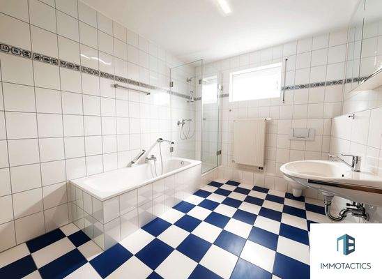 Bad 1. OG - (KI generiert)