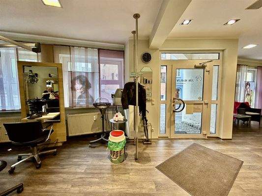 Aktuelle Nutzung als Friseursalon