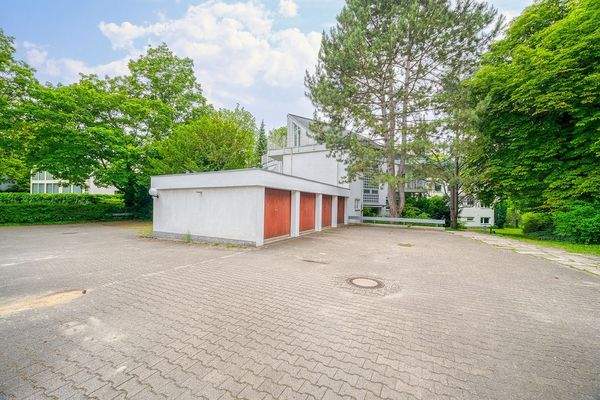 Von der Straße aus zu sehen