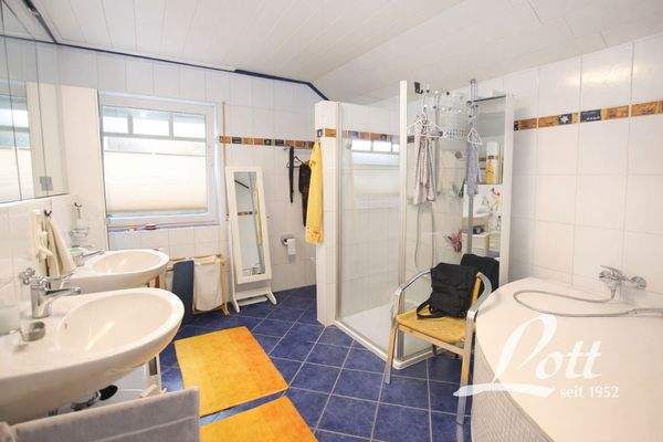 Badezimmer Dachgeschoss