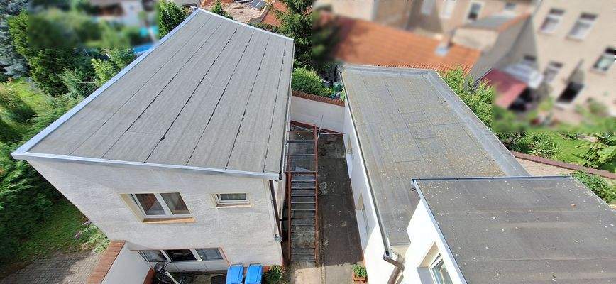 Dach Anbau und Hinterhaus