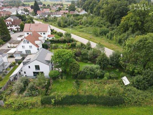 Haus Draufsicht & Umgebung