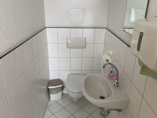 Kunden-WC-EG