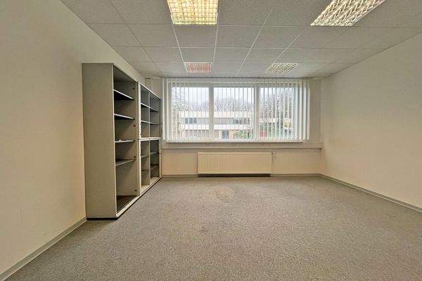 Büroraum zur Lagerfläche