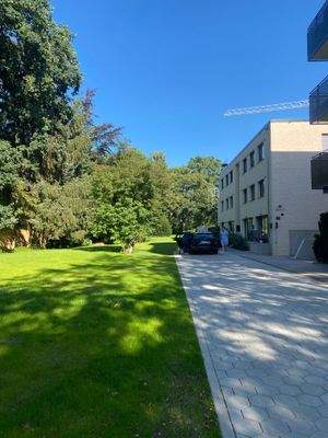 Zufahrt und Zuwegung - Nordseite