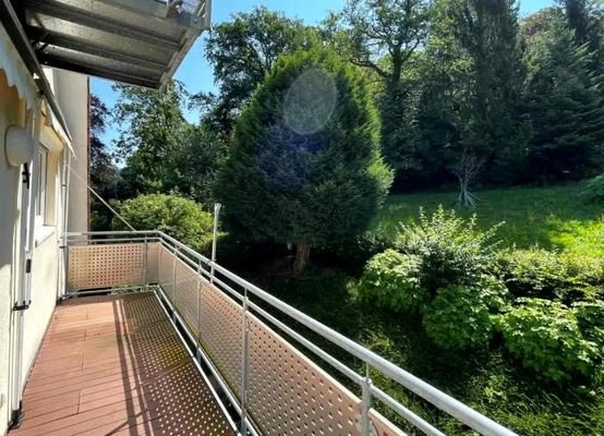 Balkon mit Blick ins Grüne