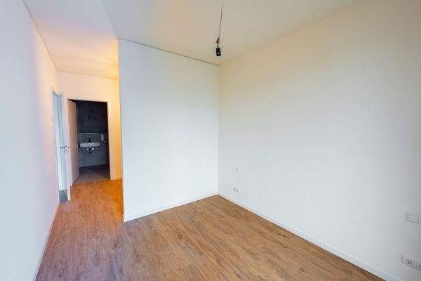 Schlafzimmer Zugang zu Bad 2