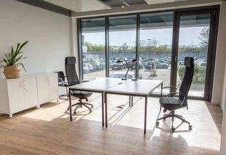 raeume-robert-perthel-straße-3