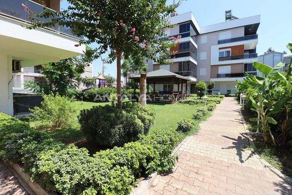 2-Bedroom Furnished Apartment in Antalya Kepez