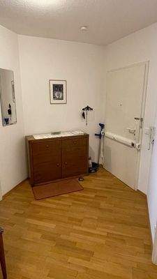 Eingang_mit-Sicherheitstür