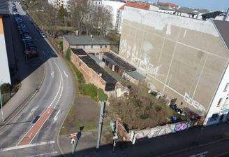 Vorderansicht Grundstück