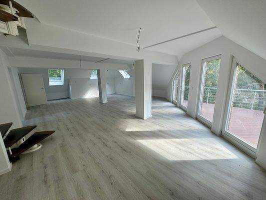 Wohn- und Essbereich 1