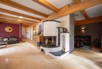 EG Wohnen schräg Kamin Lounge