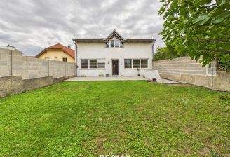 Wohnhaus oder Anlage in Neusiedl am See