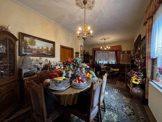 Erdgeschoss - Ess-/Wohnzimmer...