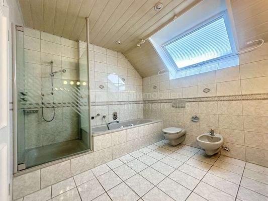 Badezimmer Dusche/Wanne