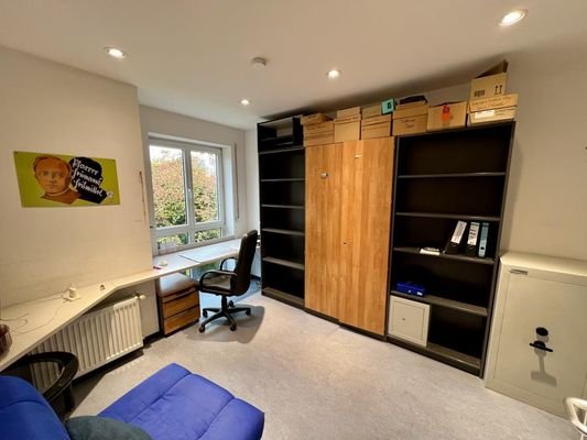 Büro im EG