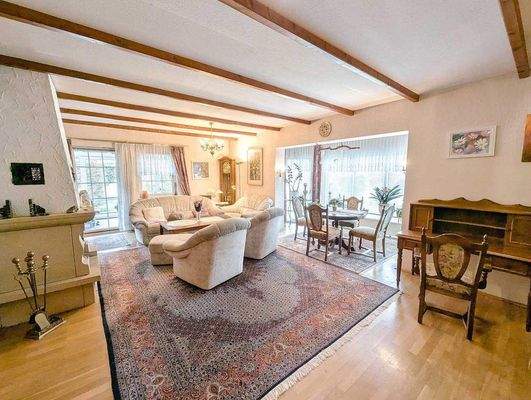 makellos 07 EFH Neu Broderstorf - Wohnzimmer .jpg