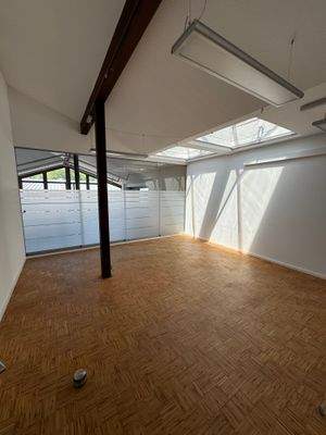 Büro-/Praxisflächen 1. OG