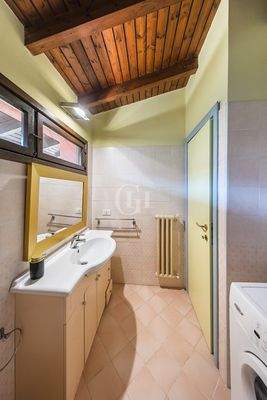 Badezimmer im ersten Stock