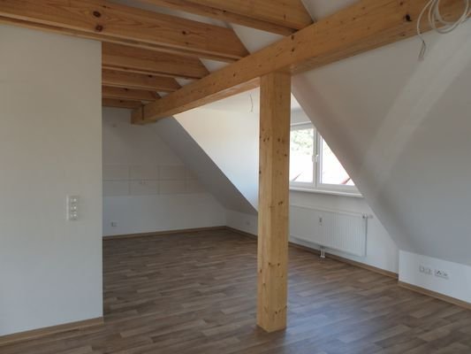 Küchenbereich Dachgeschosswohnung (links) 