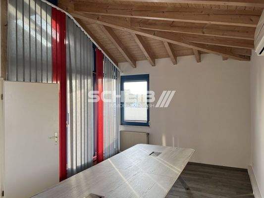 Holzdecke im 2. Obergeschoss