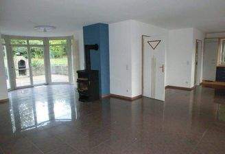 Wohnraum mit Schwedenofen - Haus 1 