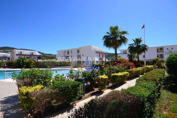 Sea View Villa with Private Pool in Kargicak Alanya