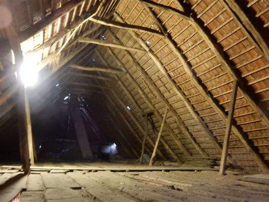 Ausbau Reserve auf dem Dachboden