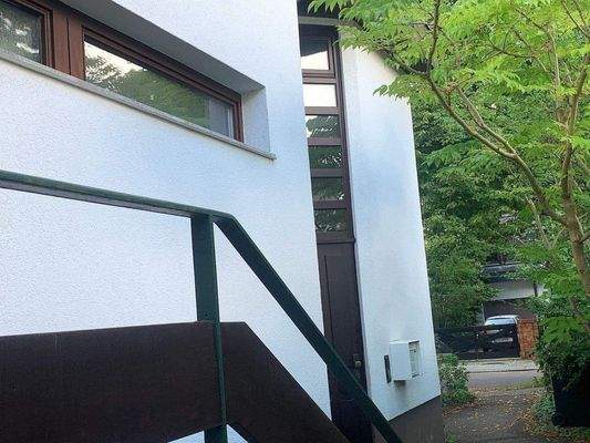 Eingangsbereich auf d. Nordseite 